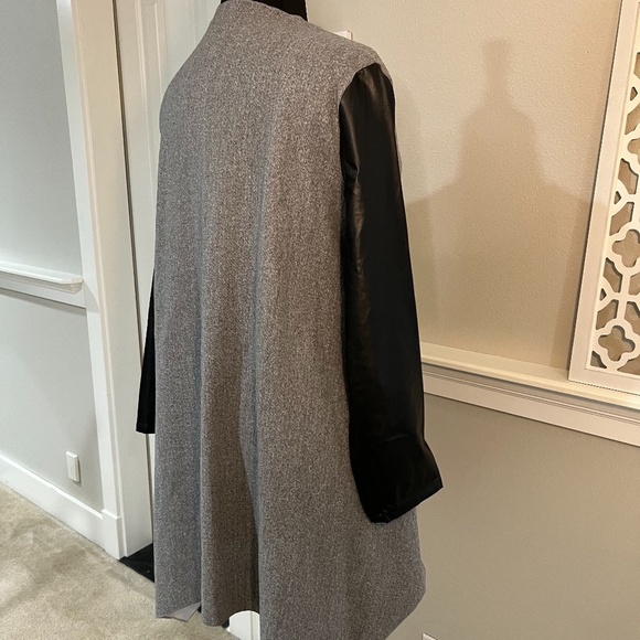 SHEIN Gray and Black Cardigan - Picture 6 of 7